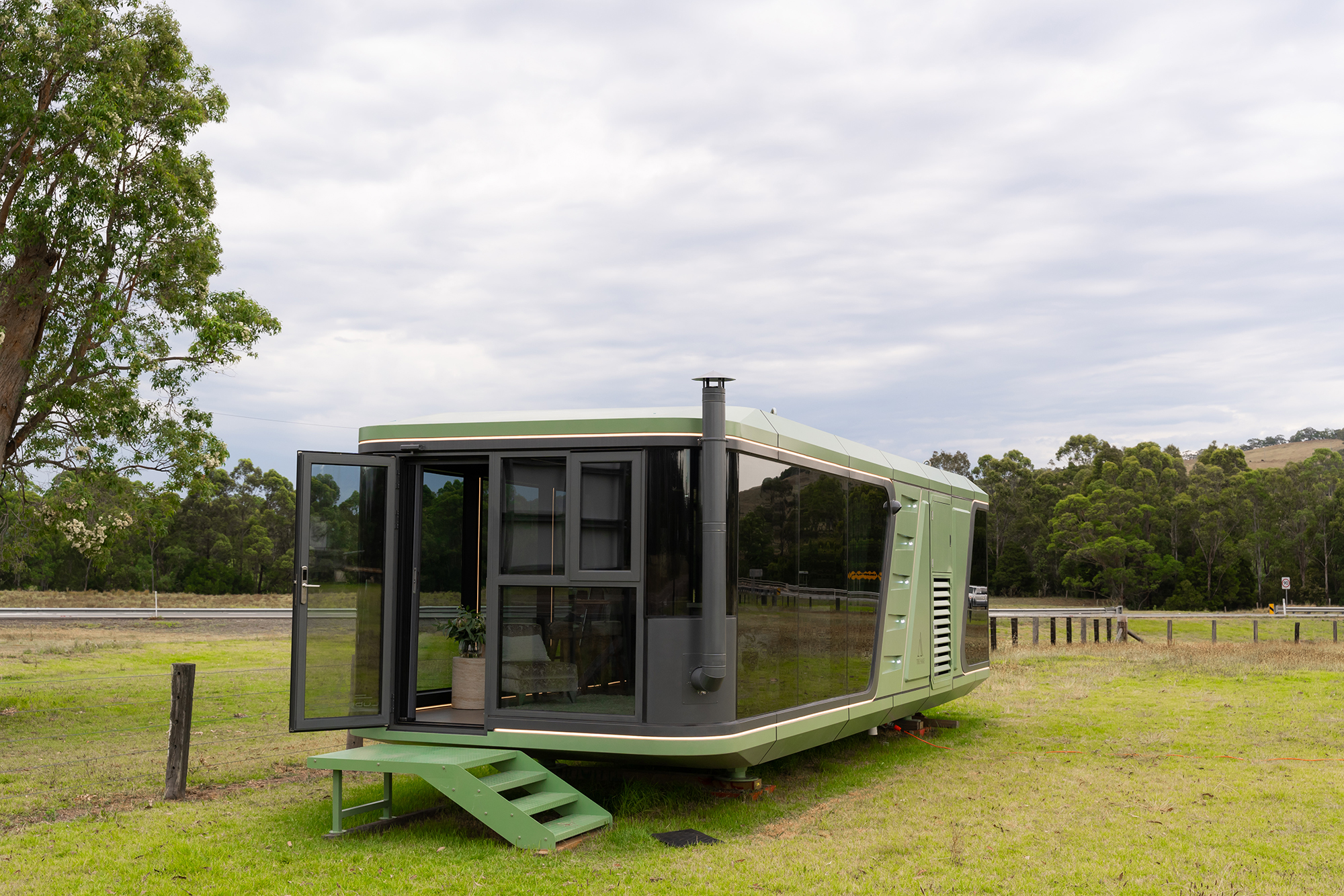 Aluxria cabin by Luban